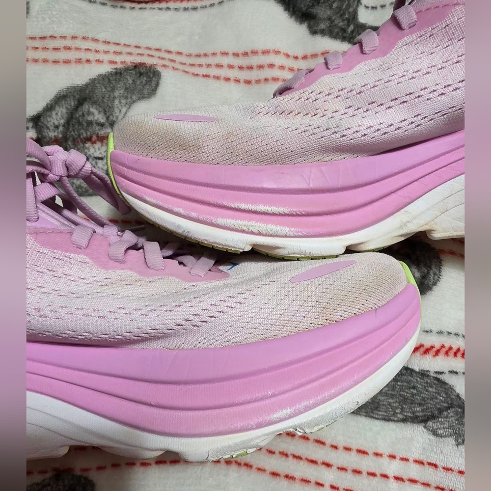 HOKA Women's Bondi 8 - Picture 7 of 10